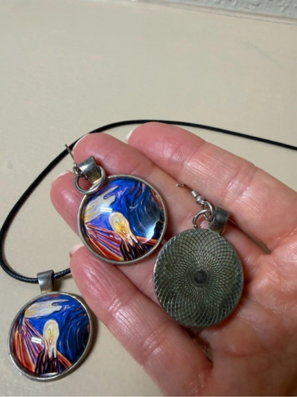 Blue 'The Scream' Art Pendant Necklace - Unbranded